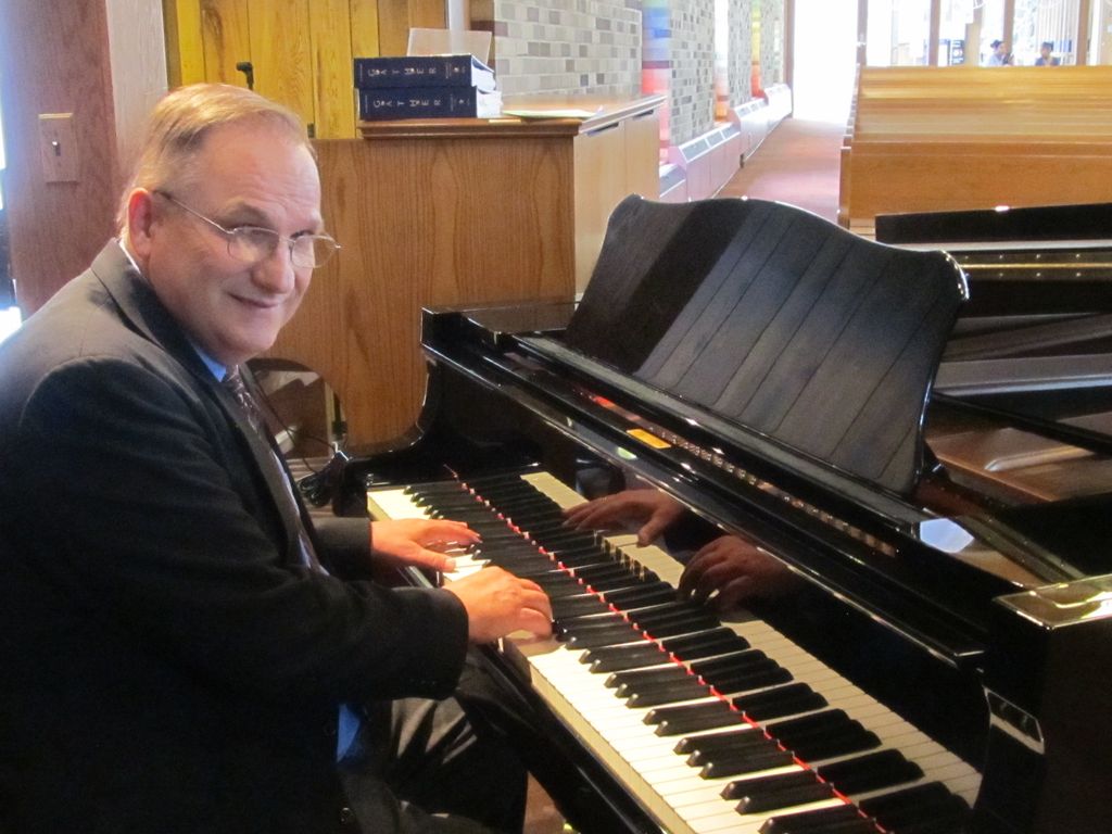 Lowell Nye the Piano Guy