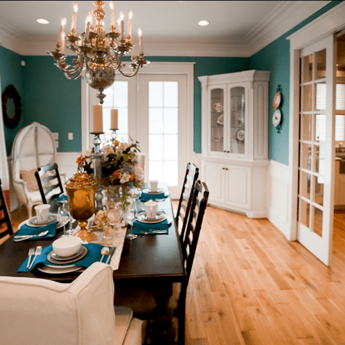 Dining Room Design by Hilary White of Liv Chic LLC