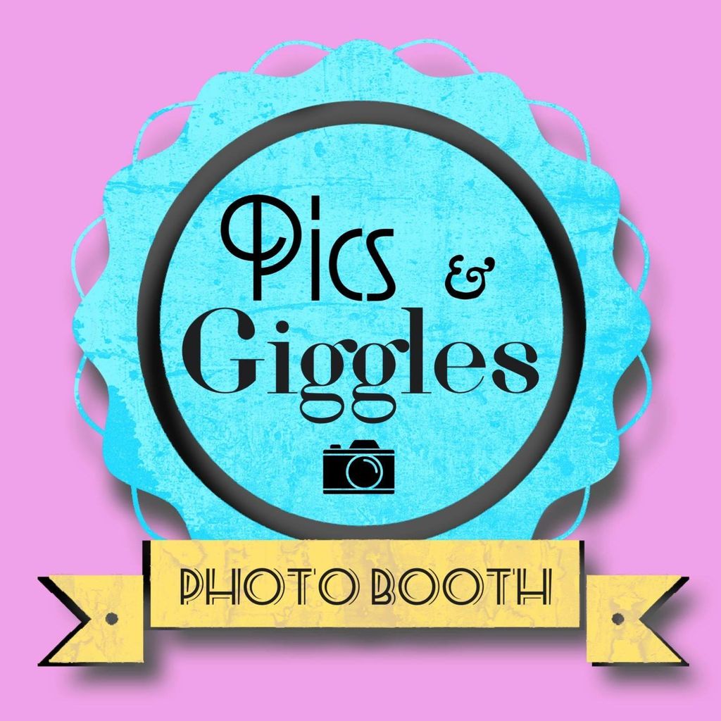 Pics and Giggles Photo Booth