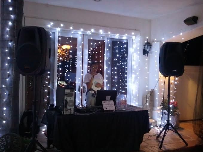 This is my assistant and little sister Ivy She lov