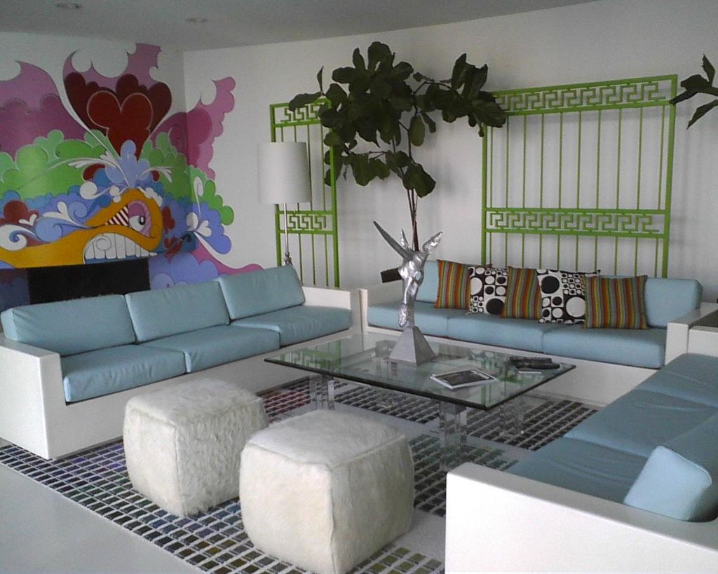 South Palm Canyon Estate. Assisted with cleaning, 