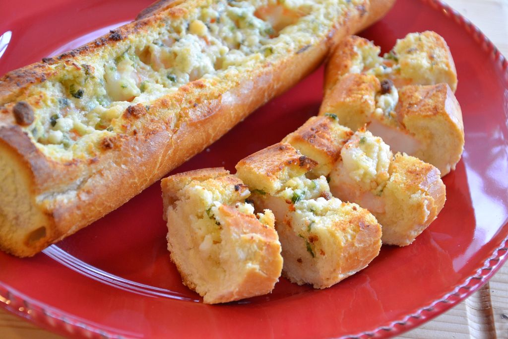 Shrimp scampi bread