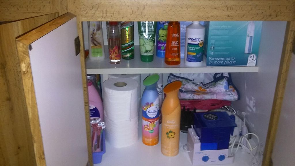 I organized this bathroom cuboard