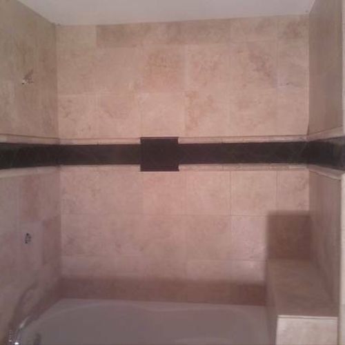 Travertine Shower With Diagonal 
6x6 Granite
