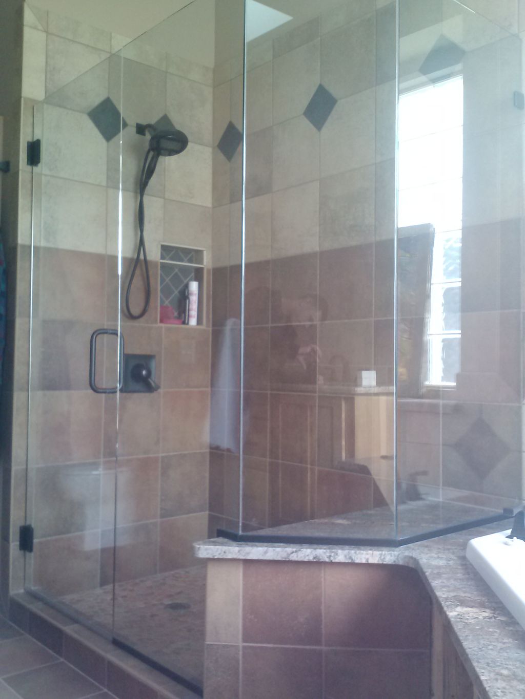 3/8" Clear Glass w/ Oil Rubbed Bronze Hardware