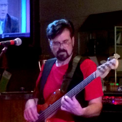 Phil Wahle - Bass/Vocals