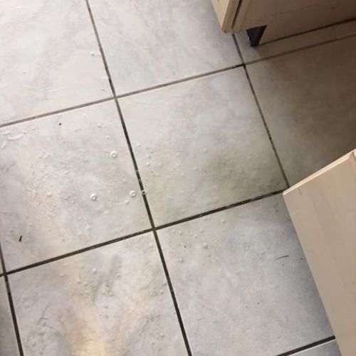 Tile & Grout Before Cleaning