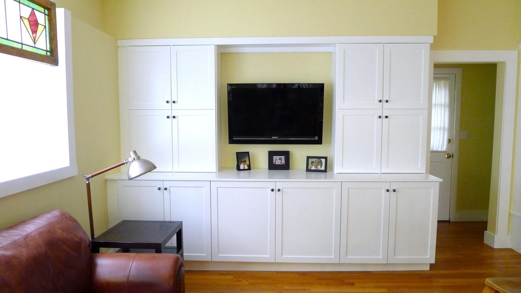 Shaker door cabinets in a Somerville residence.