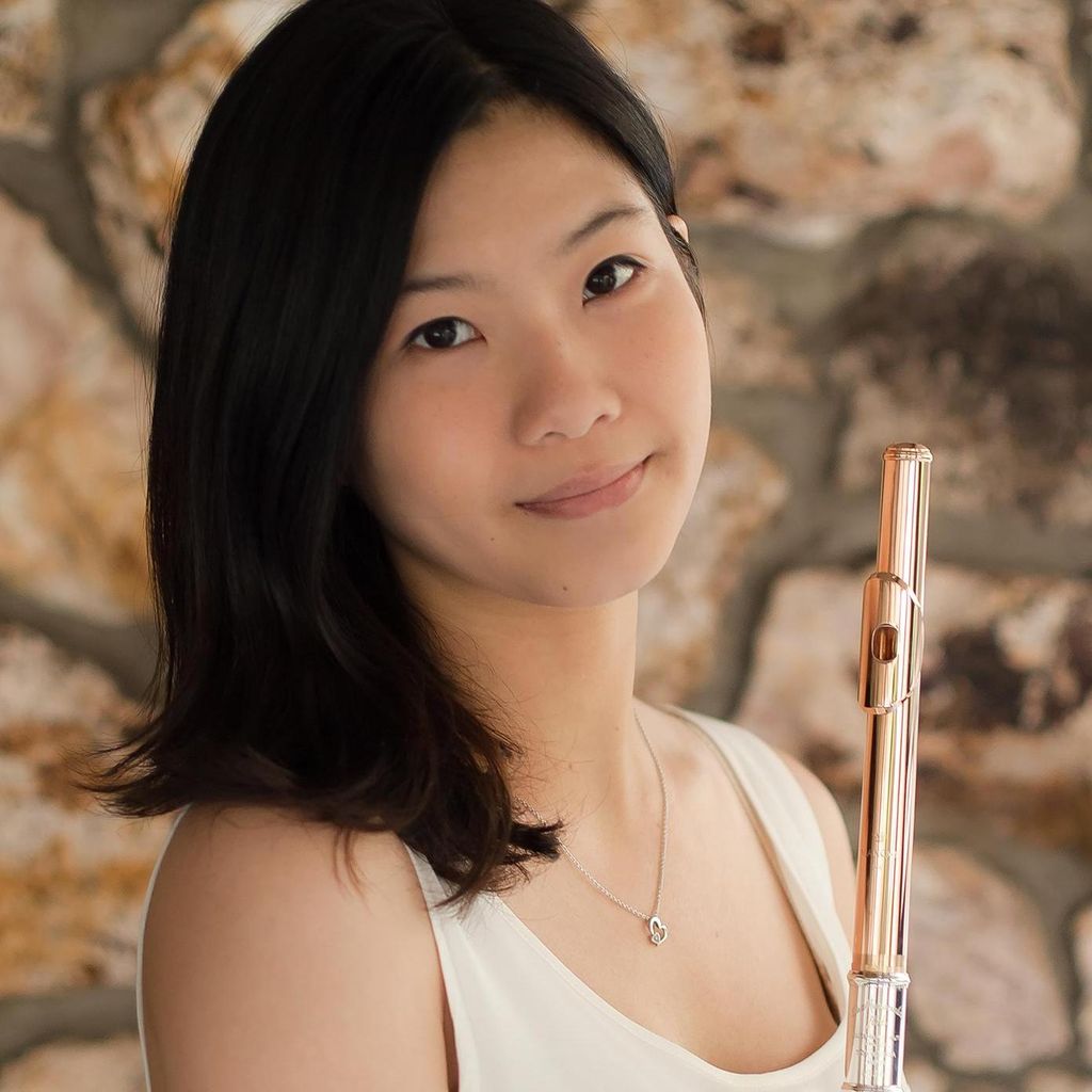 Professional Flutist and Event Chamber Musician
