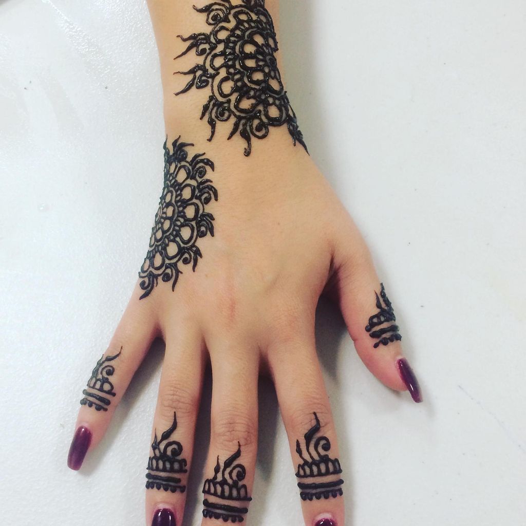 swaroos henna tattoo