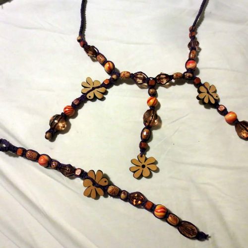 Macrame bracelet and necklace set