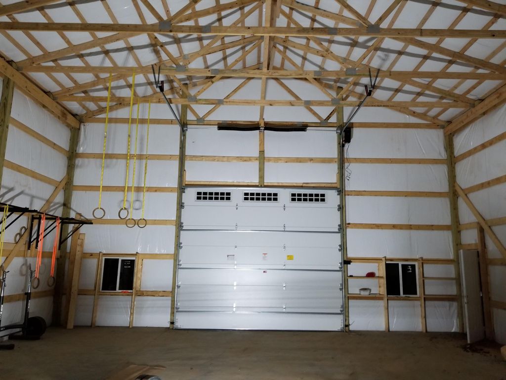 Hilift door door goes straight up then back 