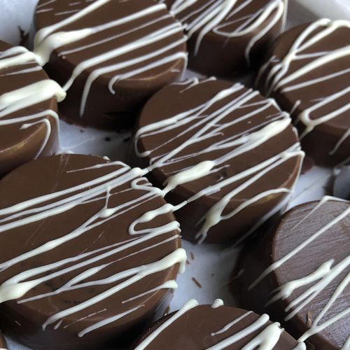 Chocolate Covered Oreo Cookies 