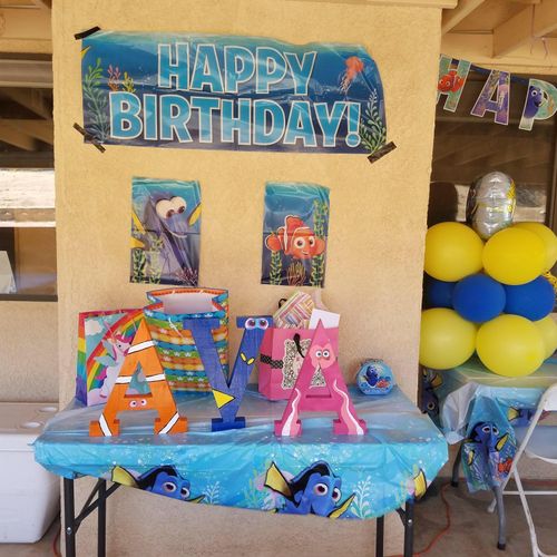 Dory themed: gift table