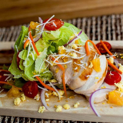 Featured Dish:
Citrus chicken salad paired with a 
