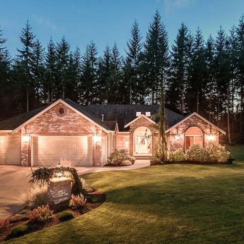 Stanwood home on one acre, Sold by Tina Smith