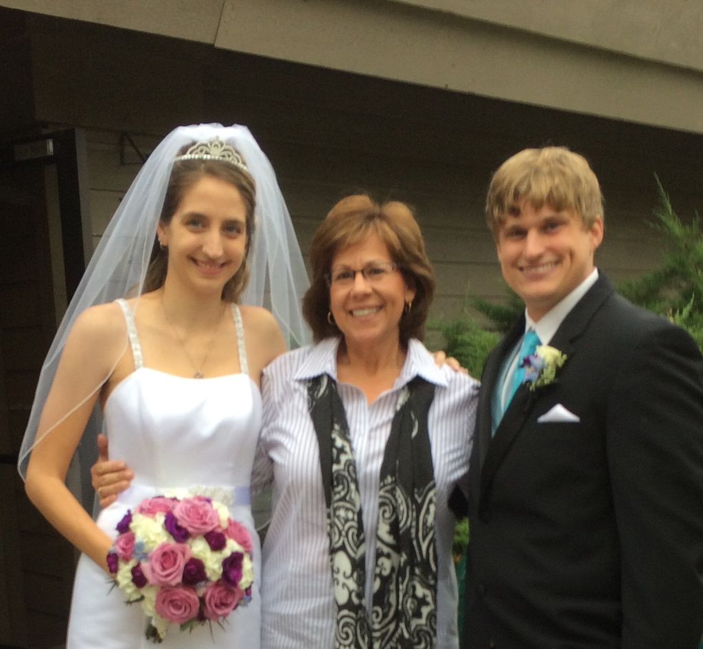 Danielle & Brandon, Waters Edge, Hiliard, Ohio. Oc