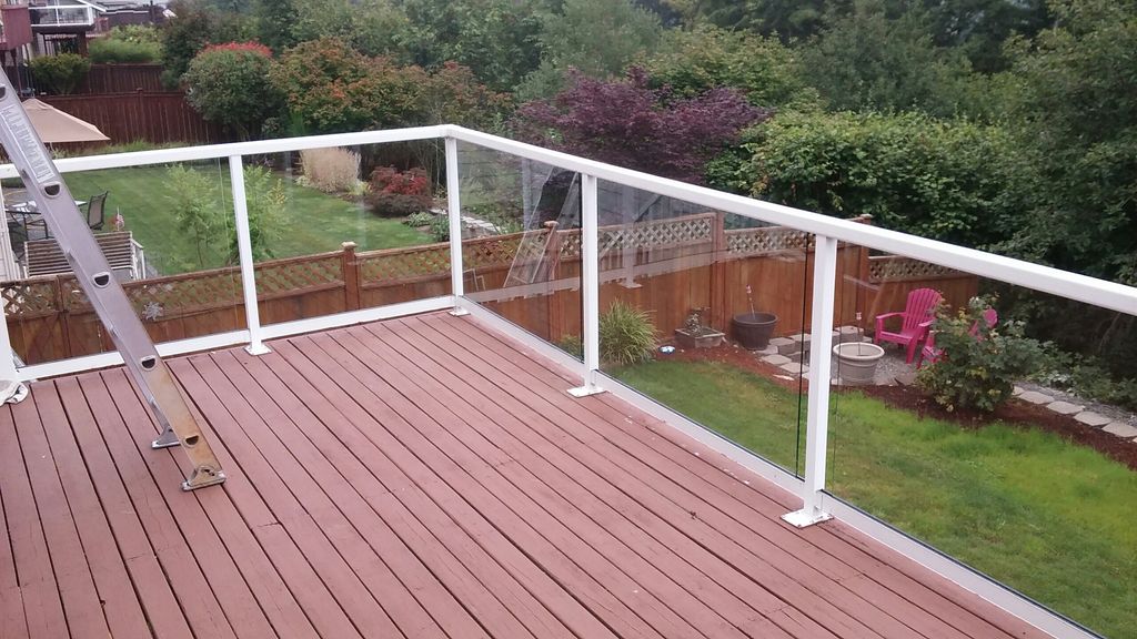 Deck Glass Cleaning