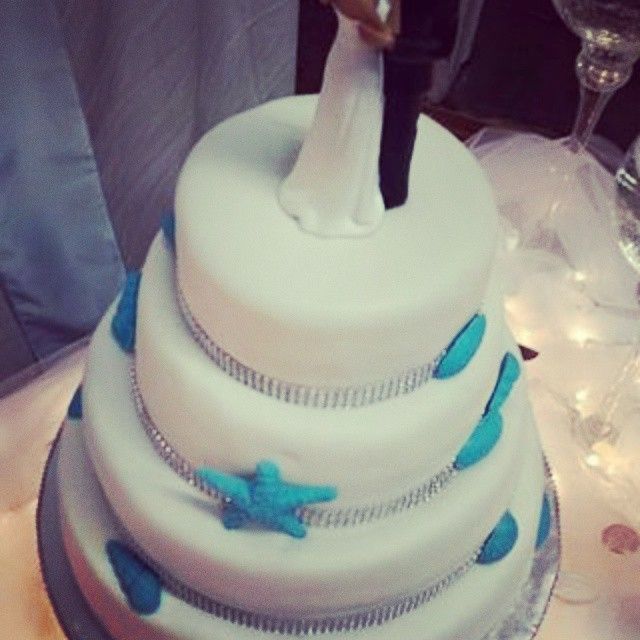 Simple Wedding Cake