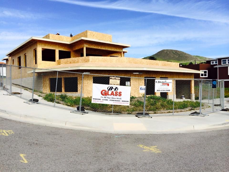 Commercial glass installation for building in Cayu