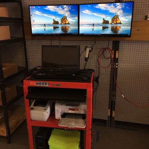 Mounting monitors for multiple screen display