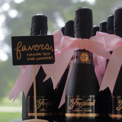 Bubbly Party Favors for a deserving Bride to Be.