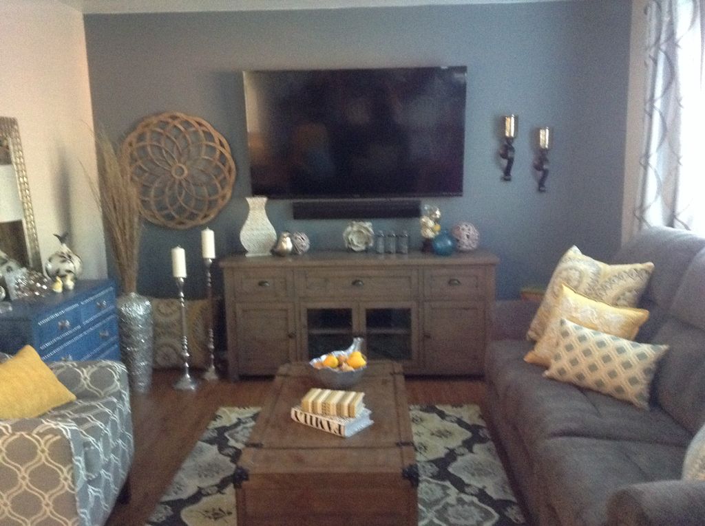 Family Room After - This client wanted cozy seatin
