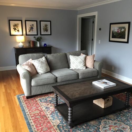 Color change in lovely living room with compliment