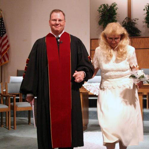 Pastor & Wife: Theresa