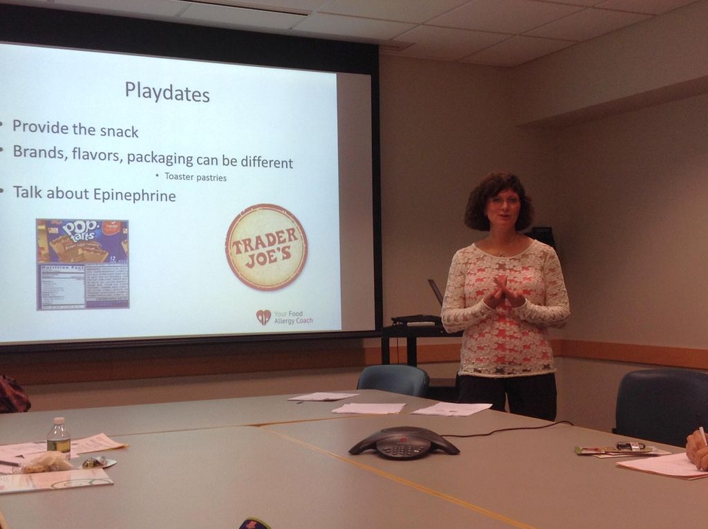 Holli facilitates presentations, workshops, and gr