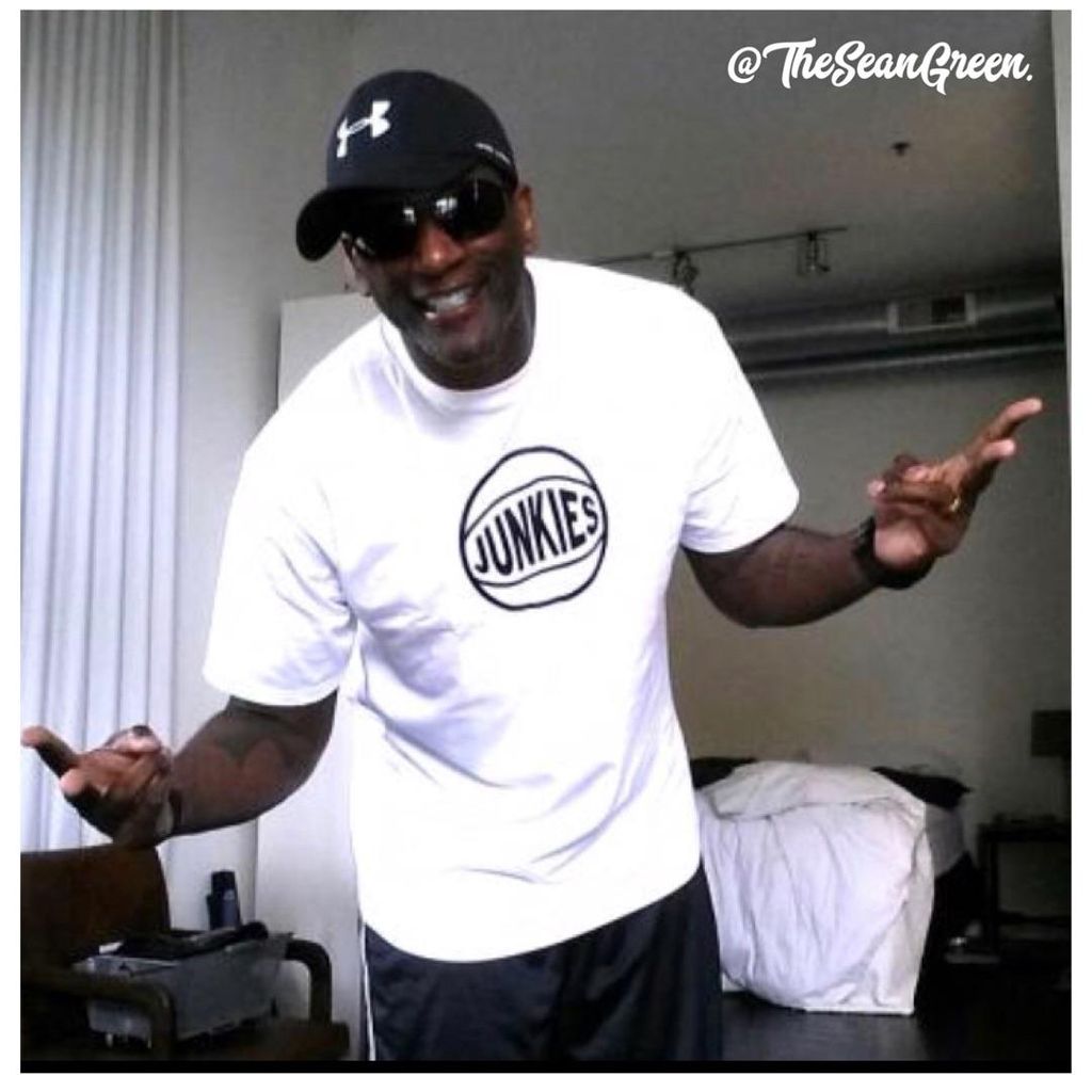 Reppin' Basketball Junkies!!