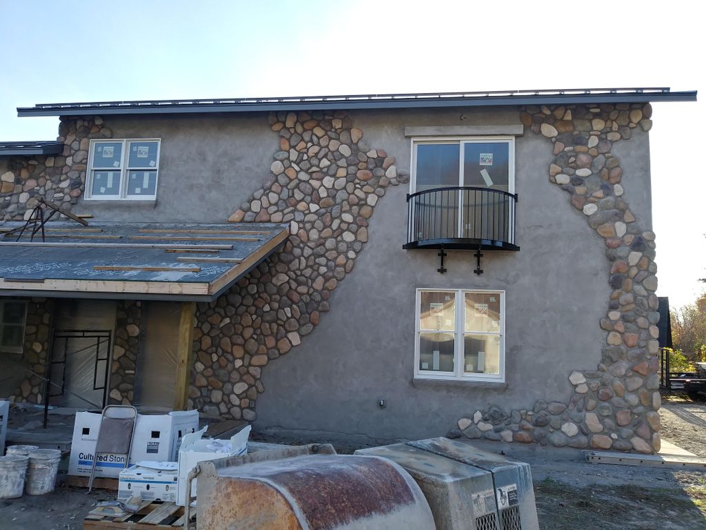 Stone-Stucco pattern.