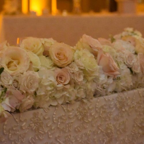 Sweetheart Table runner in blush and ivory colors 