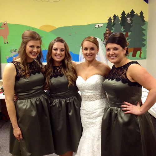Kelcey and bridesmaids!