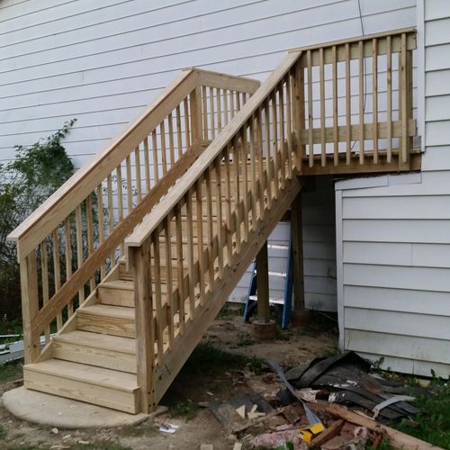 New entrance deck and stairs in southern Dutchess.