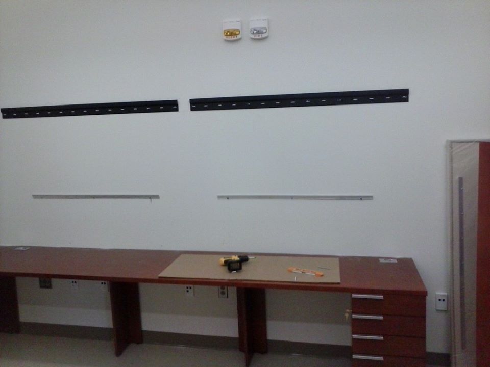 Gunlock wall mounted office UNC-G.