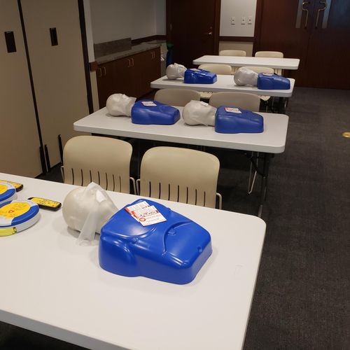 preparing for a 10 person ASHI basic cpr/aed cours
