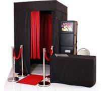 COMPLETED PHOTOBOOTH W/PROPS