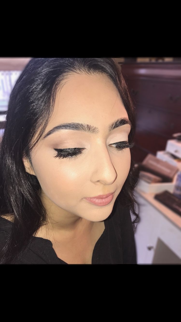 Light eyeshadow with bold liner