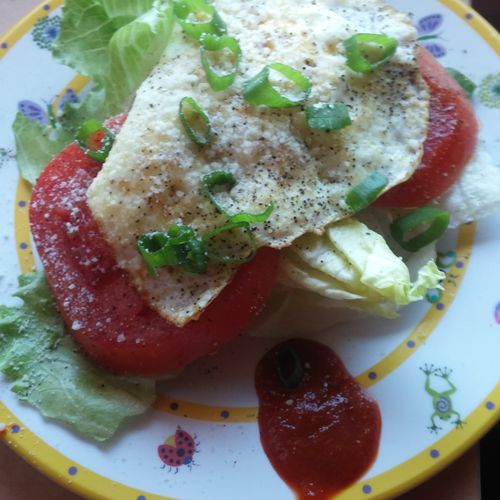 Lettuce, Tomato, Egg with Green Scallions & Srirac