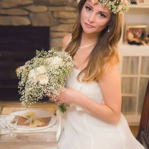 Bouquet and flower crown to match the bohemian fee