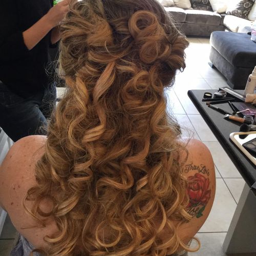 Hilight clip in extensions added curls and ready f