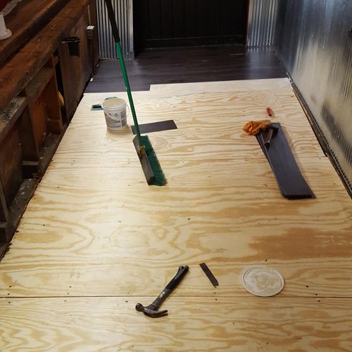 repairing flooring 
