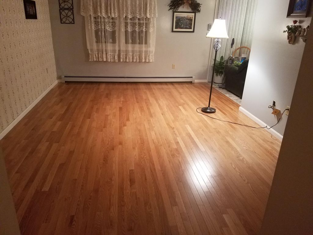 Pre-Finished 2 1/4 White Oak Flooring