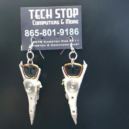 Re-Use and Recycle
Earrings made from used hard dr