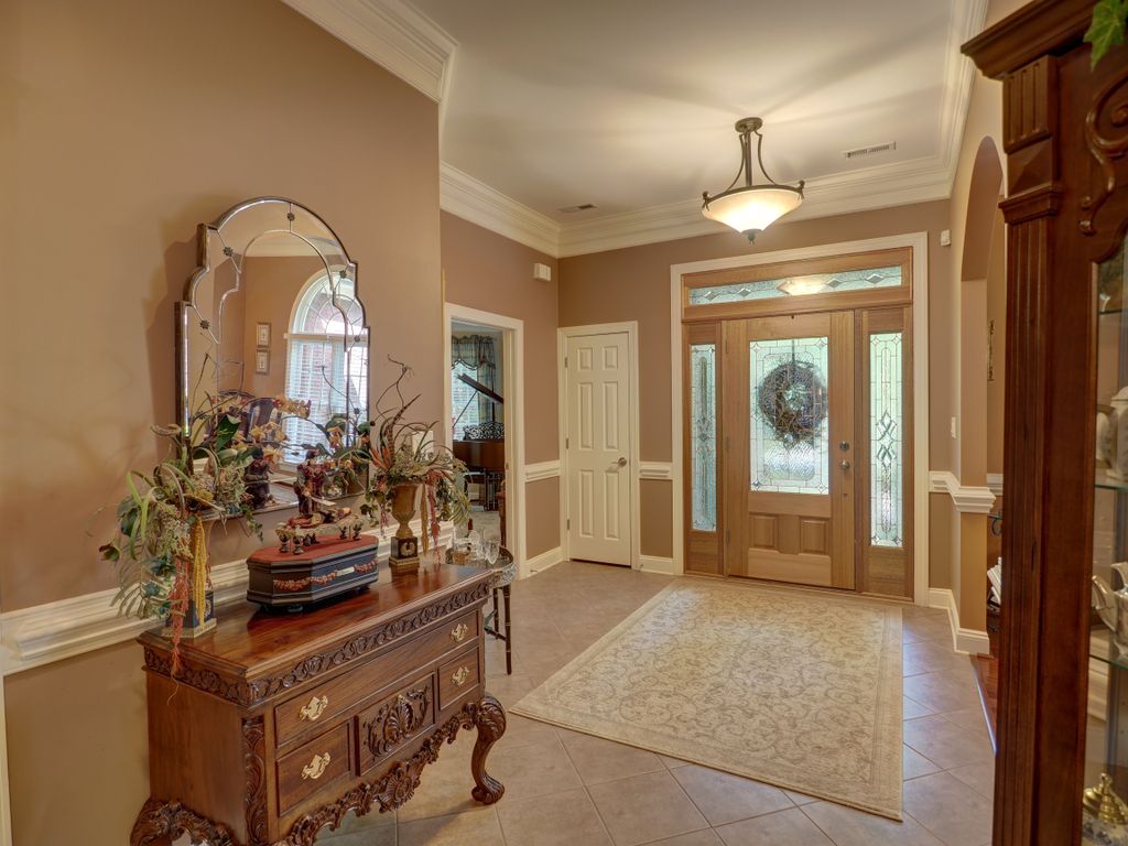 Photograph I took for a listing