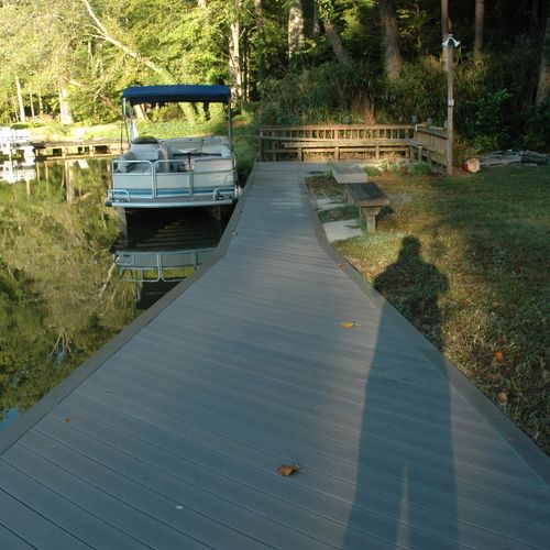 A beautiful new dock in Lake Barcroft