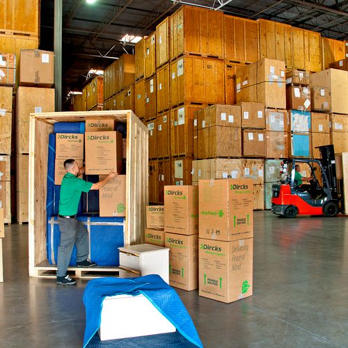 We offer safe & secure storage in our 110,000 sq. 