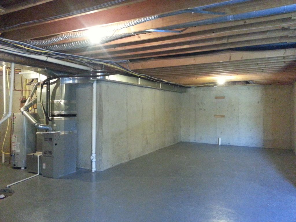 Basement Wrap - Before Shot