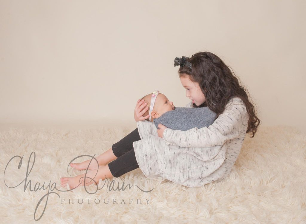 Chaya Braun Newborn Photography